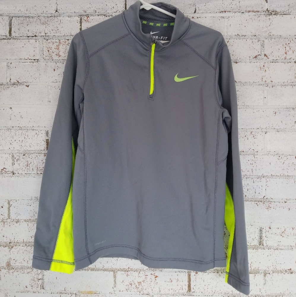 Nike therma fitmen's small 1/4 zip pullover fleece